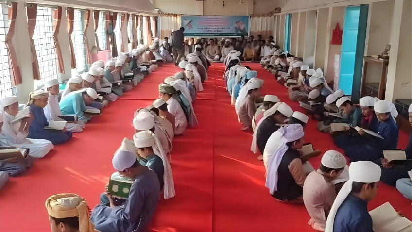 শিবপুরে মনজুর এলাহীর আয়োজনে খালেদা জিয়ার রোগমুক্তি কামনায় শত হাফেজের কোরআন খতম