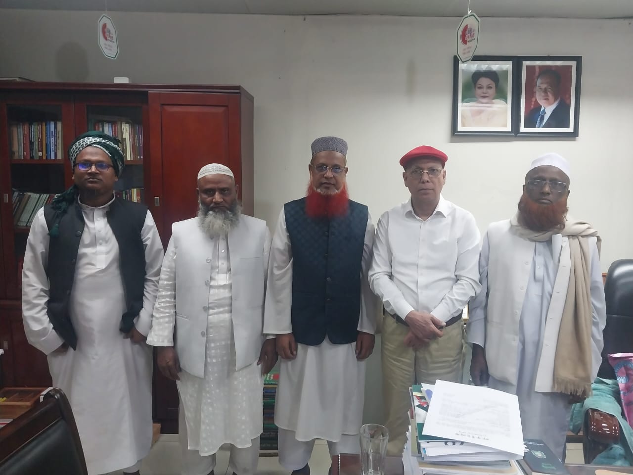 দৈনিক যুগান্তরের সম্পাদক আব্দুল হাই শিকদারের সহিত সম্মিলিত ইসলামী ঐক্যজোটের নেতৃবৃন্দের সৌজন্য সাক্ষাৎ