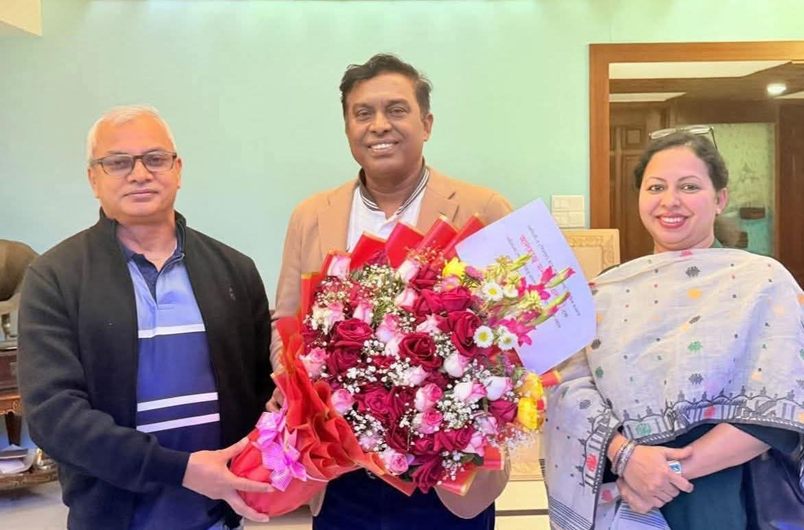 শিবপুরবাসীর ফুলেল শুভেচ্ছায় সিক্ত নবনির্বাচিত এমপি মনজুর এলাহী      