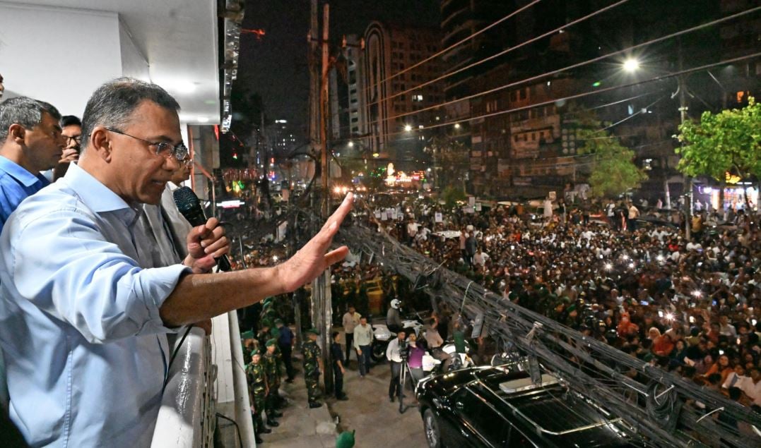 নেতাকর্মীদের সাধারণ মানুষের পাশে দাঁড়ানোর আহ্বান প্রধানমন্ত্রীর