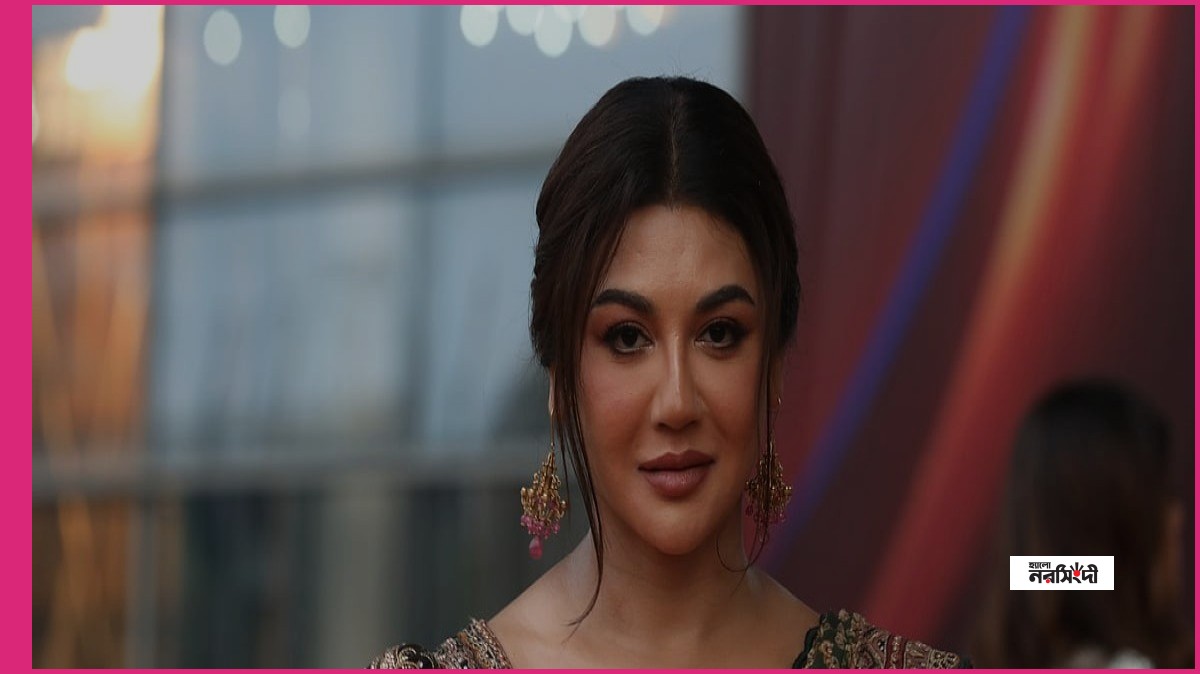 জটিল চরিত্রের ভিড়ে এবার একটু হালকা মেজাজের অপেক্ষায় জয়া আহসান