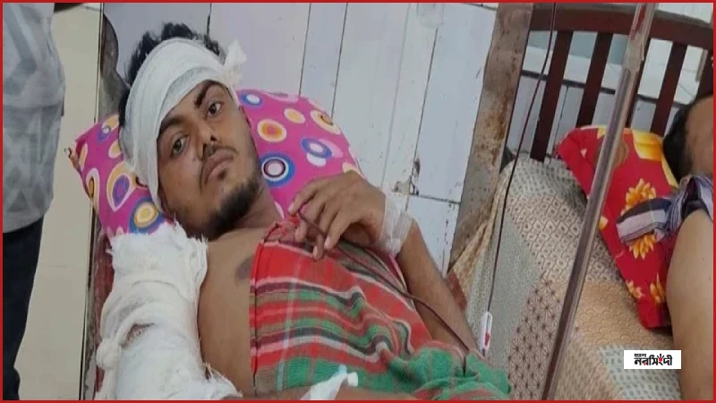 চাঁদপুরে যুবককে কুপিয়ে হত্যার চেষ্টা, পা হারানোর শঙ্কায় পরিবার