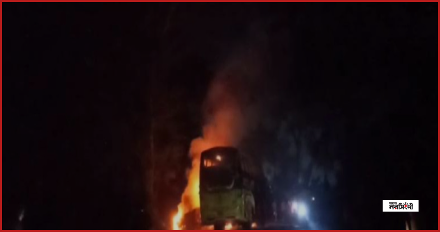 ফরিদপুরে বাসচাপায় ৫ জনের মৃত্যু, ক্ষুব্ধ জনতার ৬ গাড়িতে অগ্নিসংযোগ