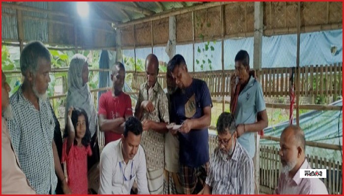 ঈশ্বরদীতে কৃষকদের স্মার্ট কার্ডের তথ্য সংগ্রহ শুরু