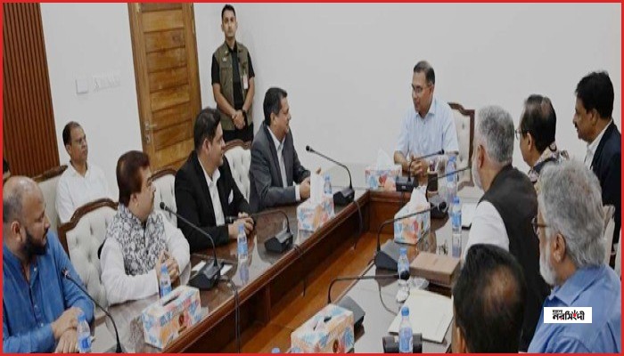 পোশাকশিল্পের বাধা দূর করতে সংশ্লিষ্টদের নির্দেশ প্রধানমন্ত্রীর