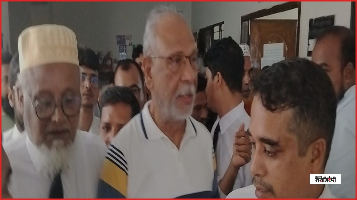 মানবতাবিরোধী অপরাধের মামলায় সাবেক মন্ত্রী লতিফ সিদ্দিকী গ্রেপ্তার