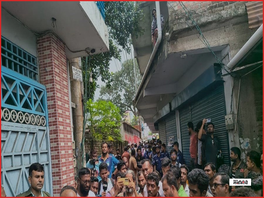 যশোর-৪ আসনের এমপির বাসভবনে এলাকাবাসীর হামলা, অবরুদ্ধ এমপি ও মেয়ে