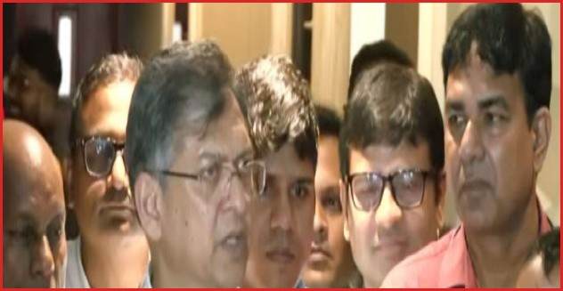 আইনশৃঙ্খলা পরিস্থিতি নিয়ে জনগণই মন্তব্য করবে: স্বরাষ্ট্রমন্ত্রী