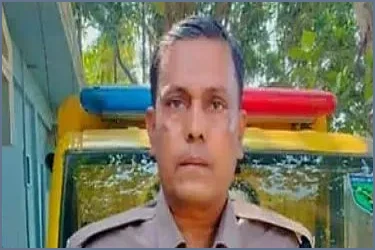 উত্তরায় পেট্রোল পাম্পে ডাকাতি: অস্ত্র ও টাকাসহ গ্রেপ্তার ৫