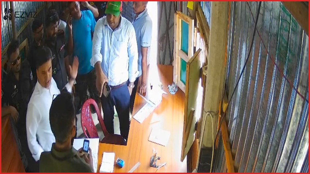 কর্মচারীকে থাপ্পড় মেরে প্রত্যাহার হলেন ত্রিশালের ইউএনও আরাফাত সিদ্দিকী