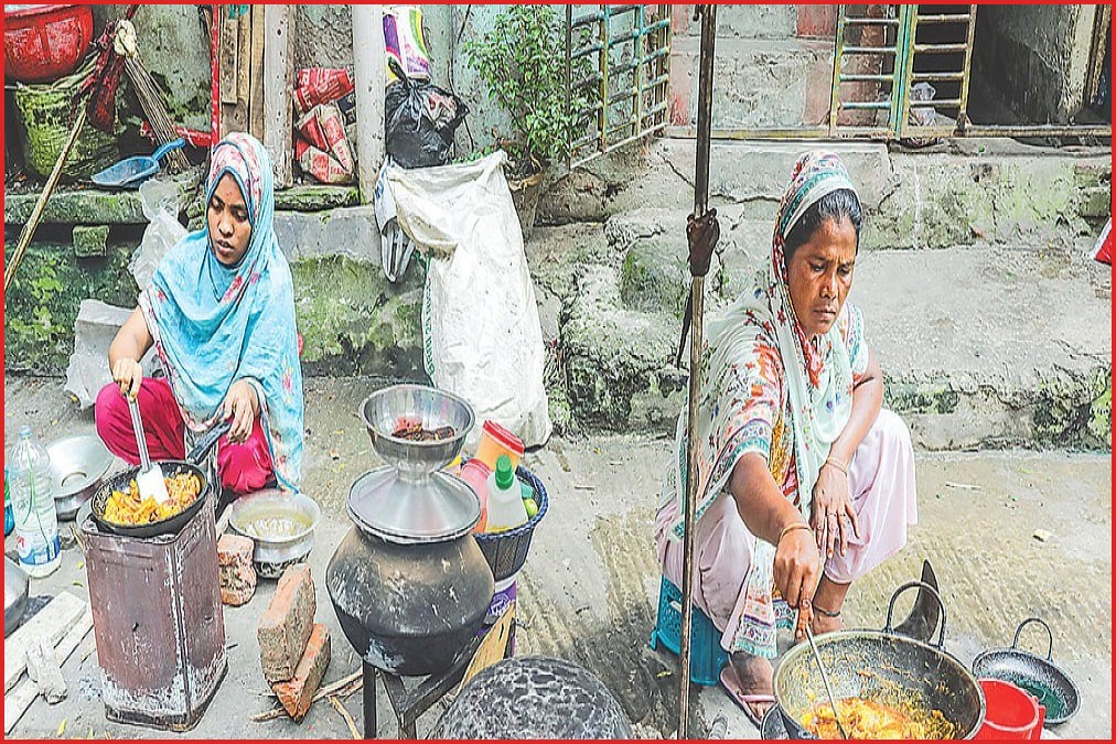 গ্যাস সংকটে দিশেহারা নগরবাসী, বৈদ্যুতিক চুলায় বাড়ছে খরচের বোঝা