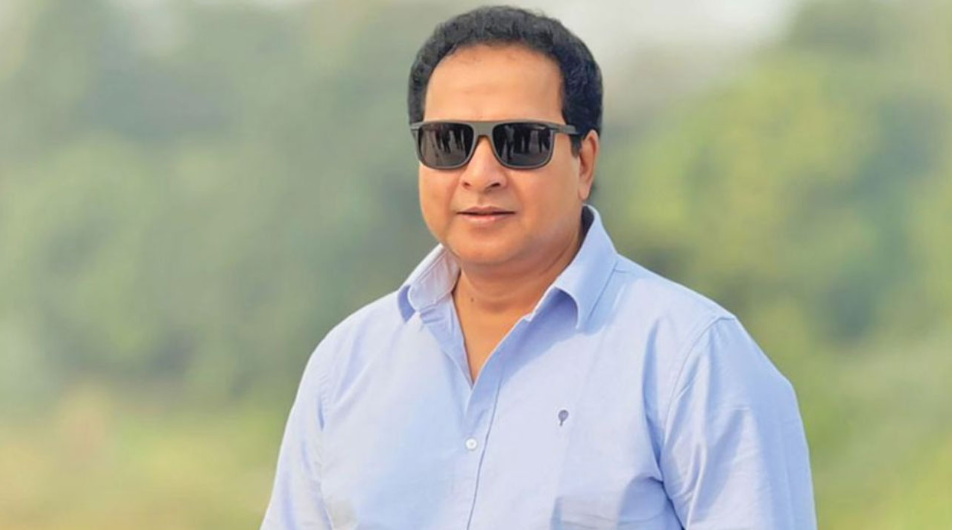টালিউড অভিনেত্রীর সঙ্গে নতুন সিনেমায় ফিরছেন বাপ্পারাজ