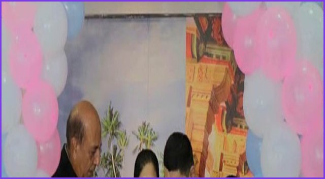 দুই প্রধানমন্ত্রী আলোচনায় বসলে অনেক সমস্যার সমাধান সম্ভব: দীনেশ ত্রিবেদী