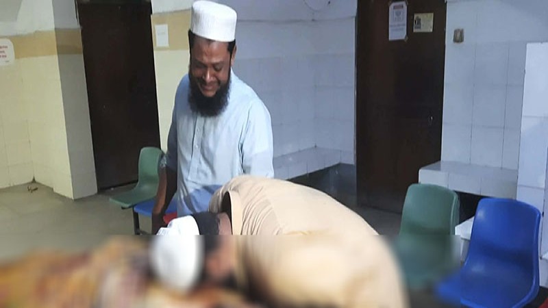 নারায়ণগঞ্জে মামলা তুলে না নেওয়ায় গ্যারেজ মালিককে কুপিয়ে হত্যা