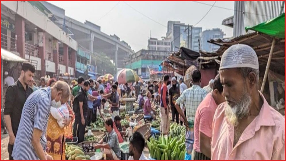 নিত্যপণ্যের চড়া দামে দিশেহারা নিম্নবিত্ত মানুষ