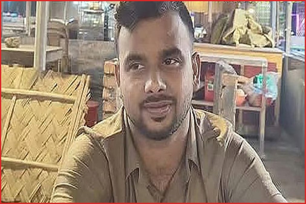 পুলিশের চোখ ফাঁকি দিয়ে পালিয়ে ফেসবুকে হুমকি শীর্ষ সন্ত্রাসী রায়হানের