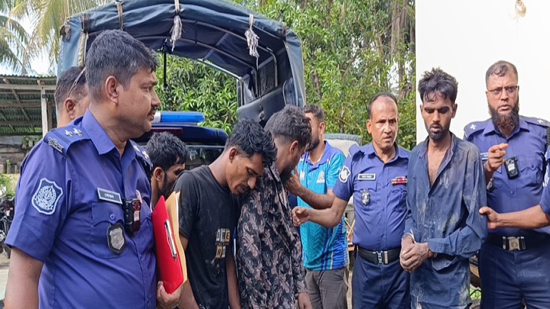 বরগুনার তালতলীতে বিএনপির সভা ঘিরে উত্তেজনা, অস্ত্রসহ আটক ৫