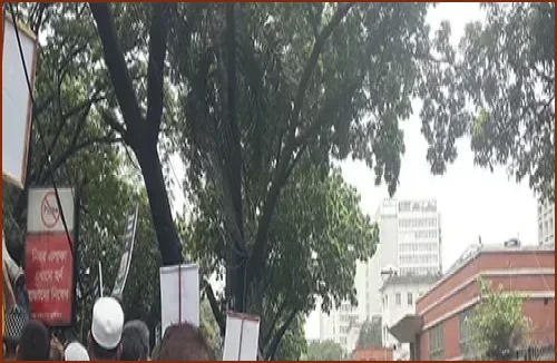 বিদ্যুৎ ও গ্যাস সংকটের প্রতিবাদে সচিবালয় ঘেরাও করলো ১১ দলীয় জোট