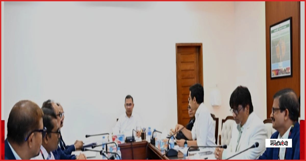 বিনিয়োগ বাড়াতে ব্যবসায়ীদের সঙ্গে প্রধানমন্ত্রীর বৈঠক