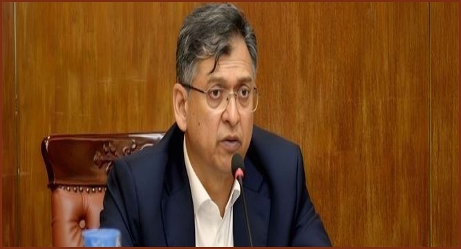 সংবিধানের ৭০ অনুচ্ছেদে সংশোধনী আনবে সরকার, জানালেন স্বরাষ্ট্রমন্ত্রী