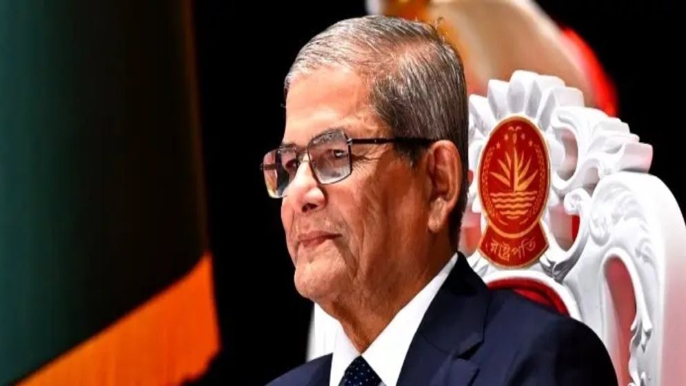 ঠাকুরগাঁও সফরে রাষ্ট্রপতি মির্জা ফখরুল ইসলাম আলমগীর